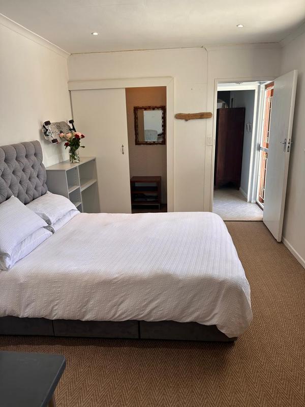 4 Bedroom Property for Sale in Fish Hoek Western Cape